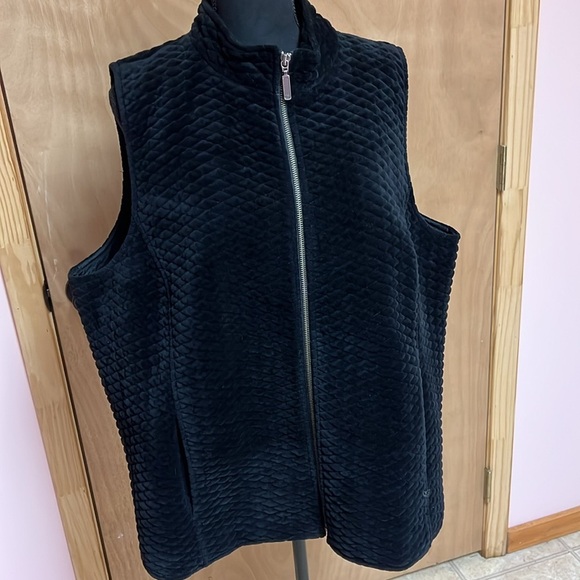 Coldwater Creek quilted vest size 1X - Picture 2 of 3